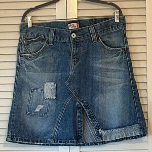 Levi’s Jeans Patchwork Skirt 11 juniors denim asymmetrical